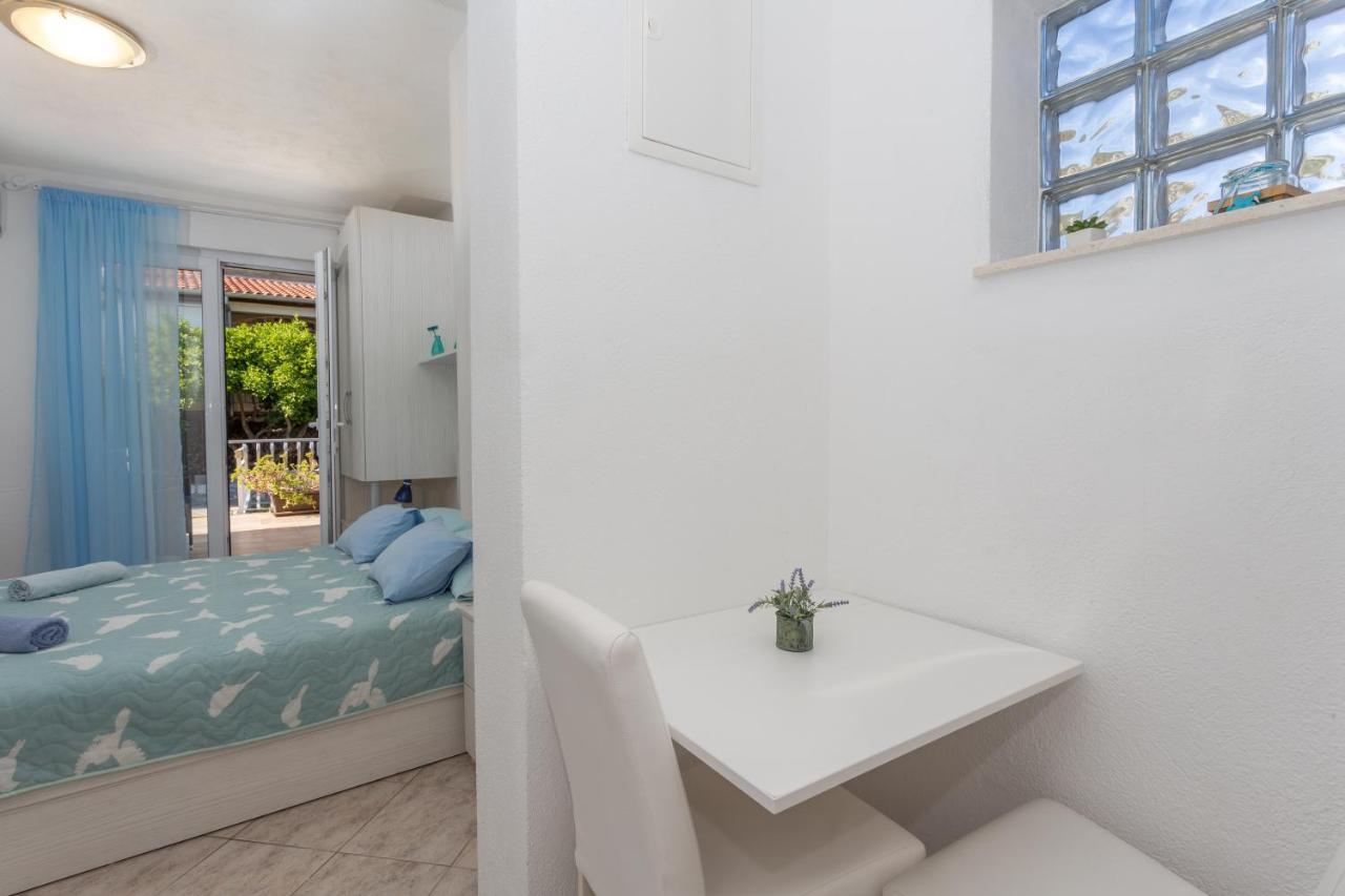 Nona 1 Apartment *