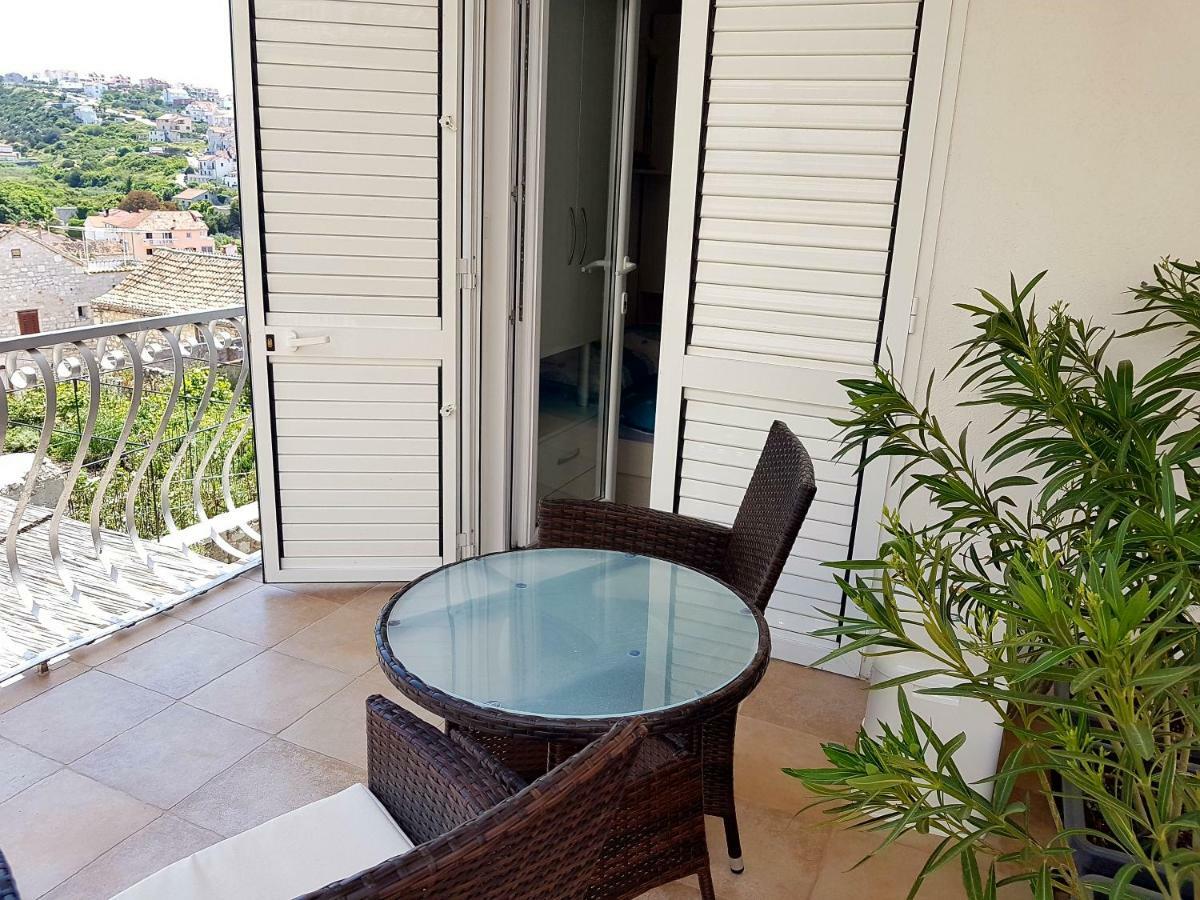 Apartment Nona 1 *