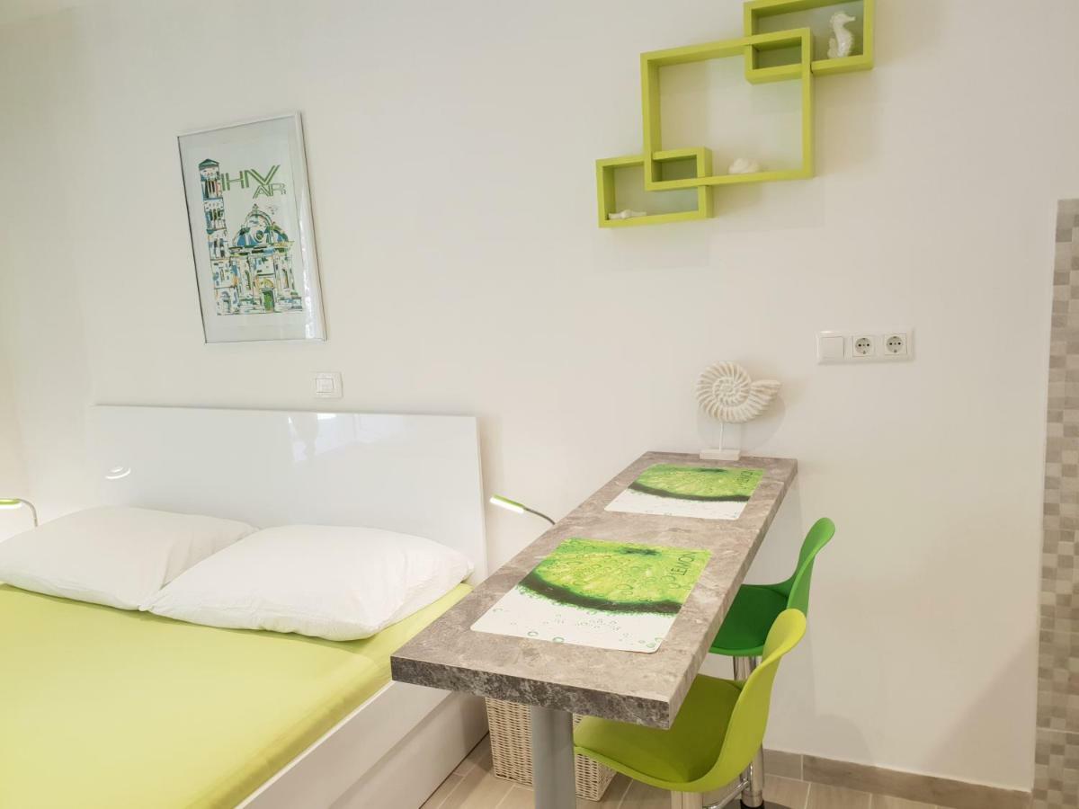 Nona 1 Apartment Hvar Town